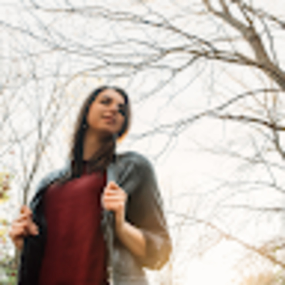 Meet your Posher, Vivien